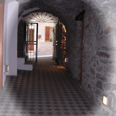 Vecchio Torchio Di Couette-café 2*
