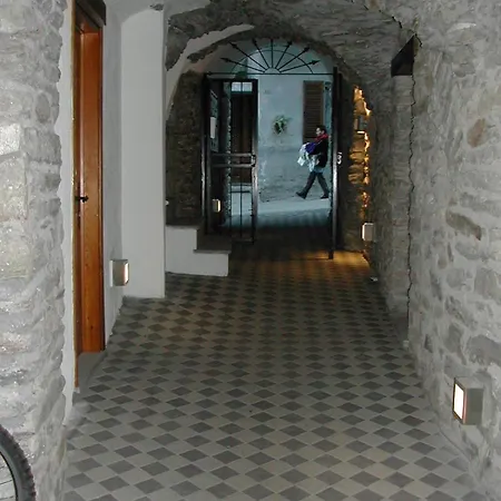 Vecchio Torchio Di 3* Bard